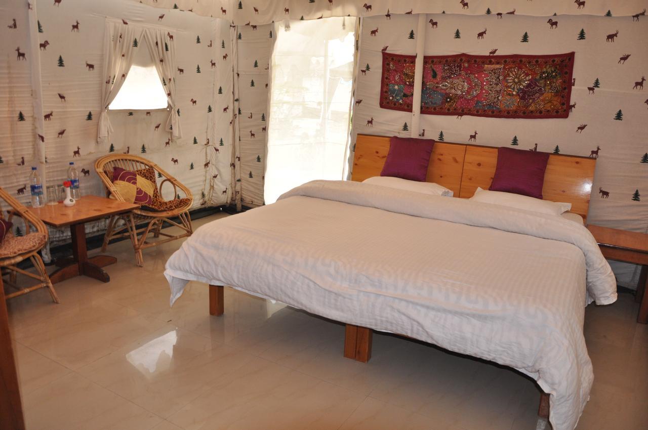 Tatva Bir Tents And Hotel Kangar Exterior foto