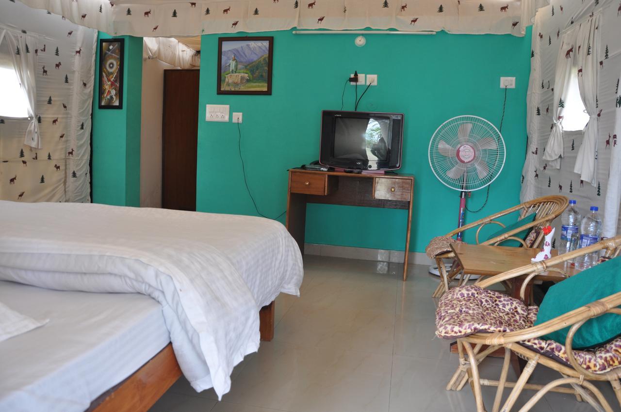 Tatva Bir Tents And Hotel Kangar Exterior foto
